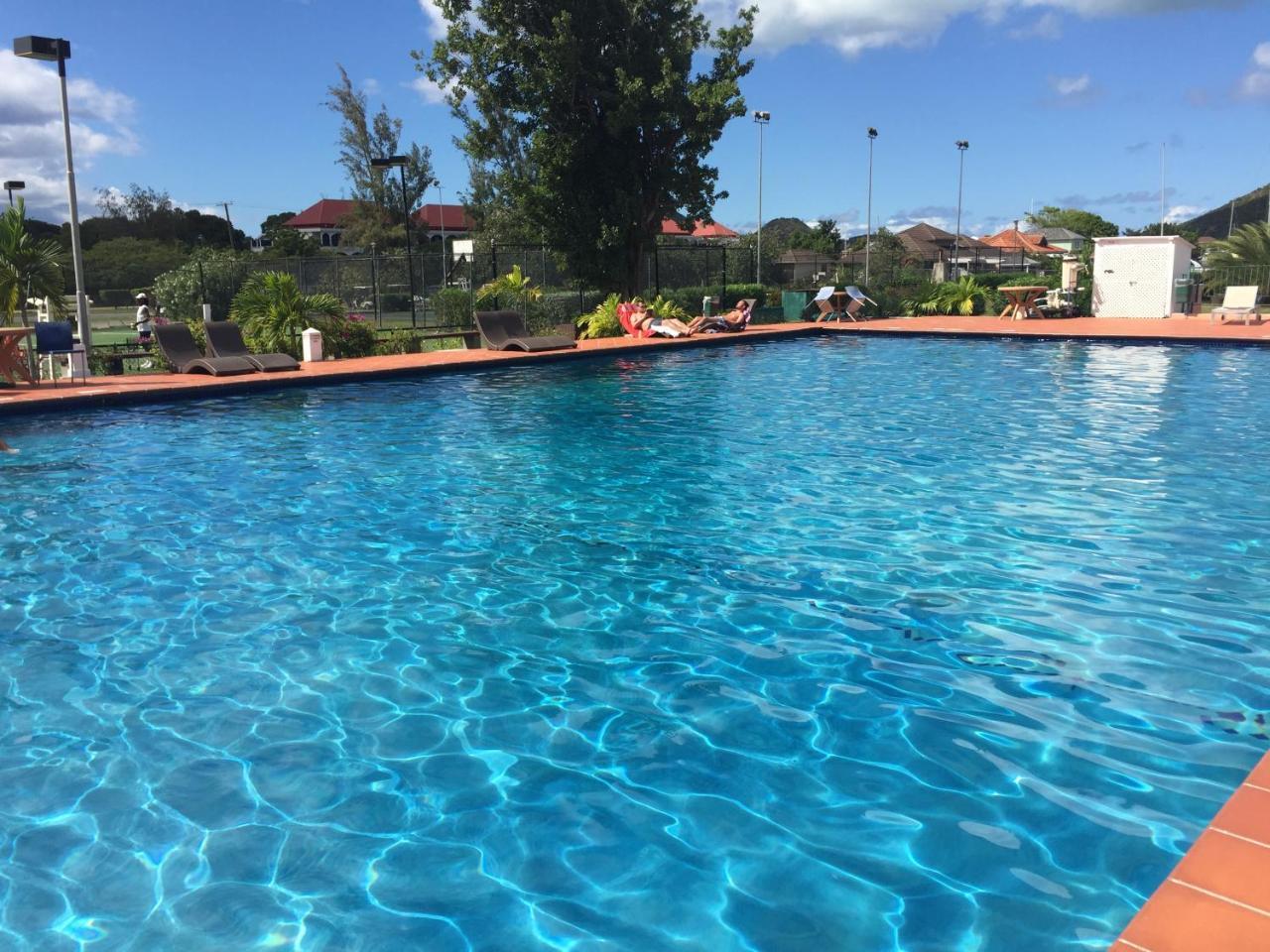 Antigua Chiama Italia Villas Jolly Harbour Extérieur photo
